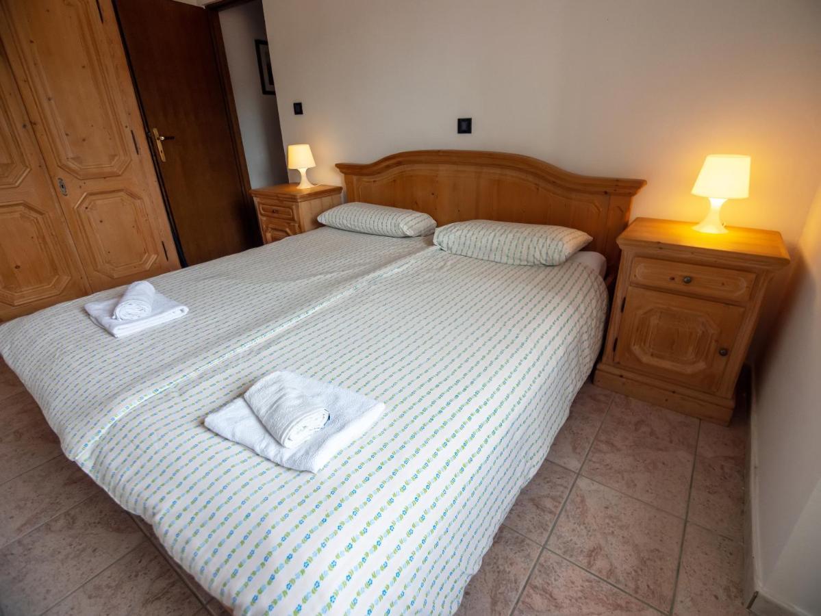 Luise - Four Towers Apartments Rab Town Bagian luar foto